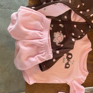 Carter’s fleece pink and brown set